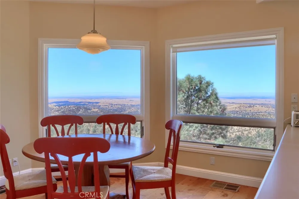 3818 Guadalupe Fire Road Catheys Valley, CA 95306