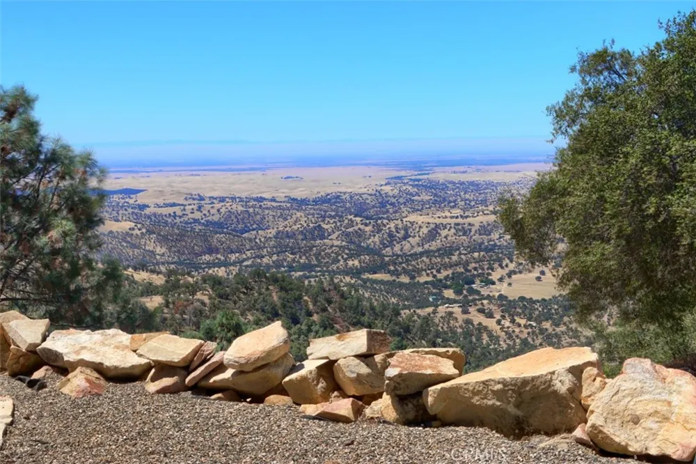 3818 Guadalupe Fire Road Catheys Valley, CA 95306