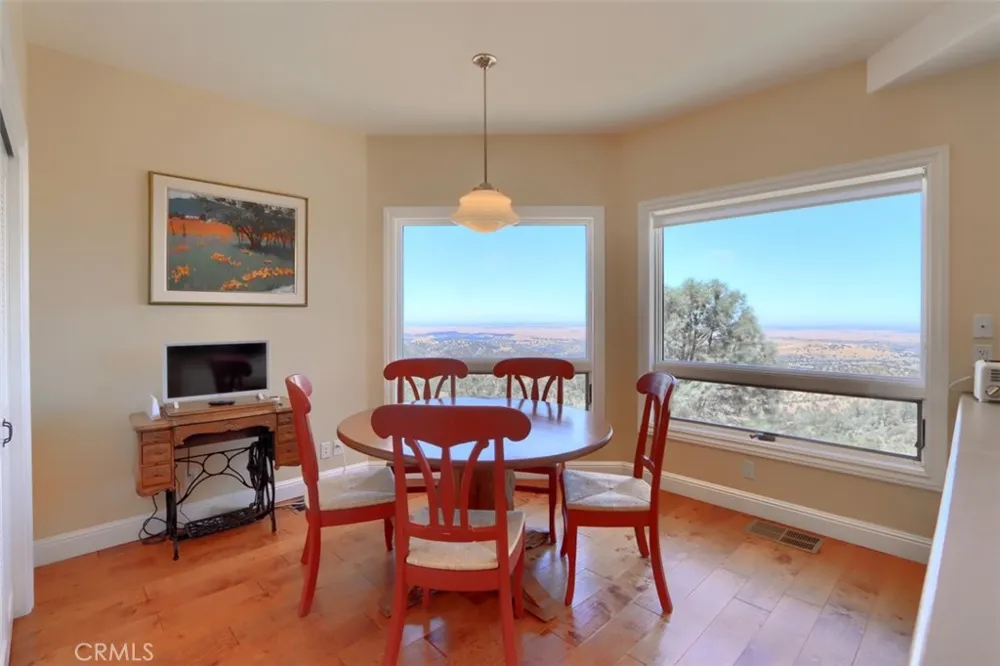 3818 Guadalupe Fire Road Catheys Valley, CA 95306
