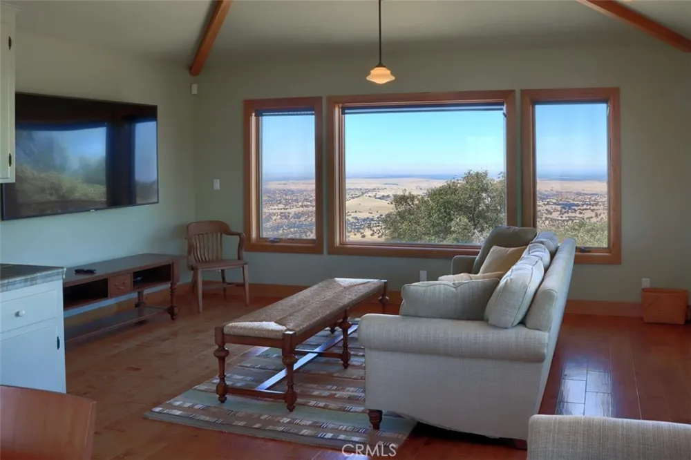 3818 Guadalupe Fire Road Catheys Valley, CA 95306