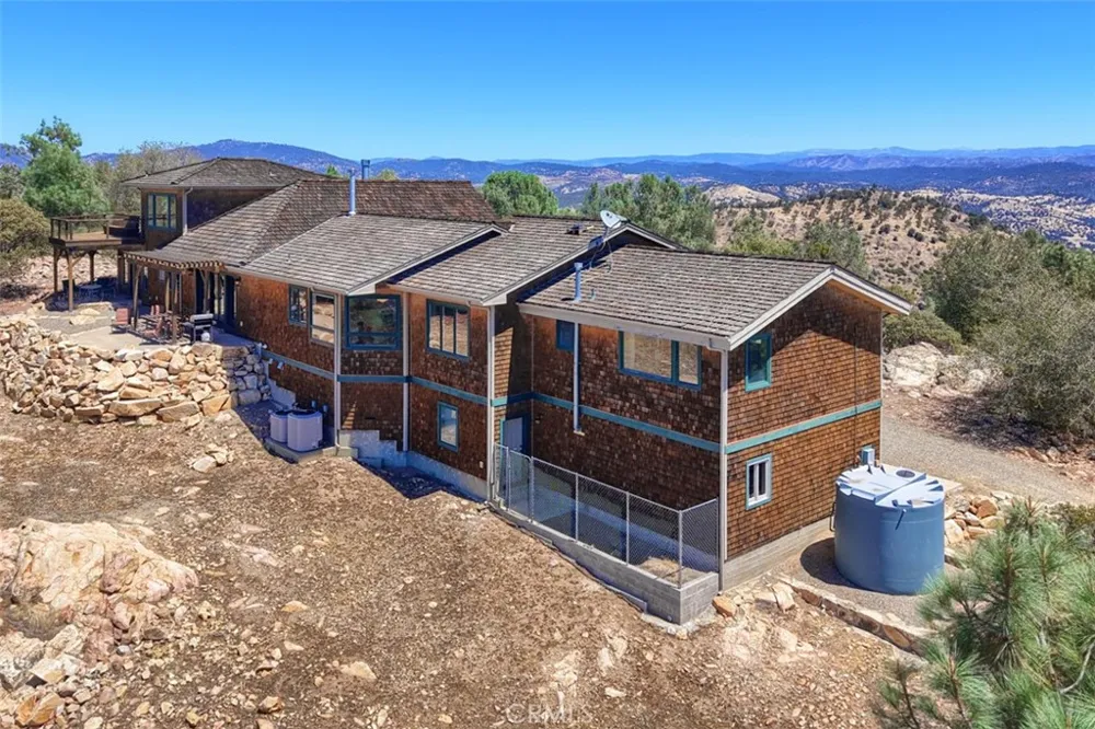 3818 Guadalupe Fire Road Catheys Valley, CA 95306
