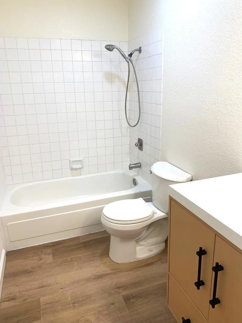 1672 Branham Park Place San Jose, CA 95118