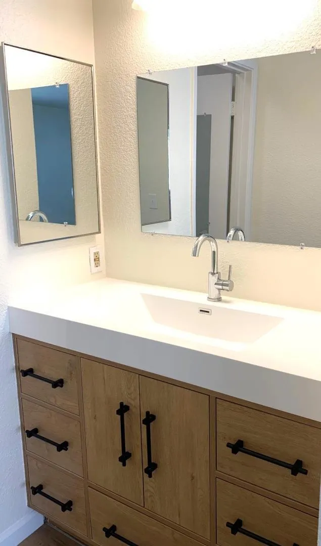 1672 Branham Park Place San Jose, CA 95118