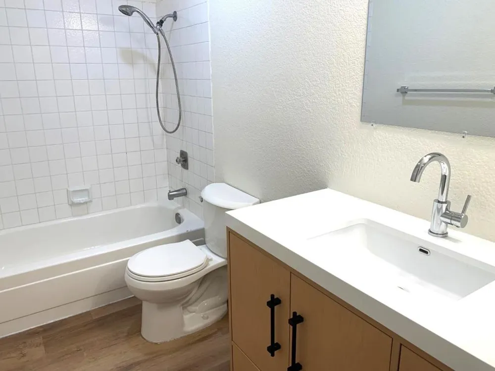 1672 Branham Park Place San Jose, CA 95118