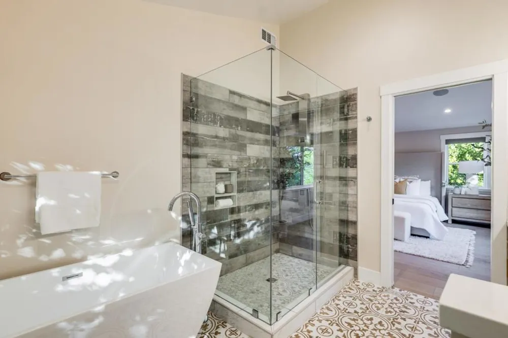 2886 Emerson Street Palo Alto, CA 94306