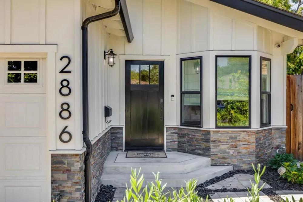 2886 Emerson Street Palo Alto, CA 94306