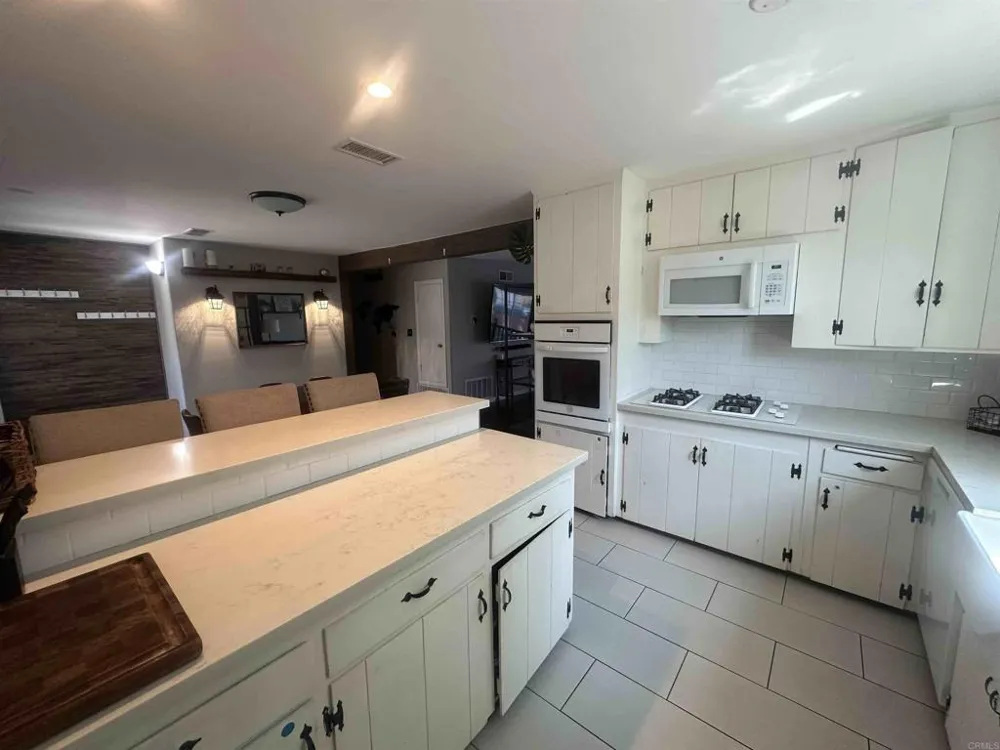 1315 Darby Street Spring Valley, CA 91977