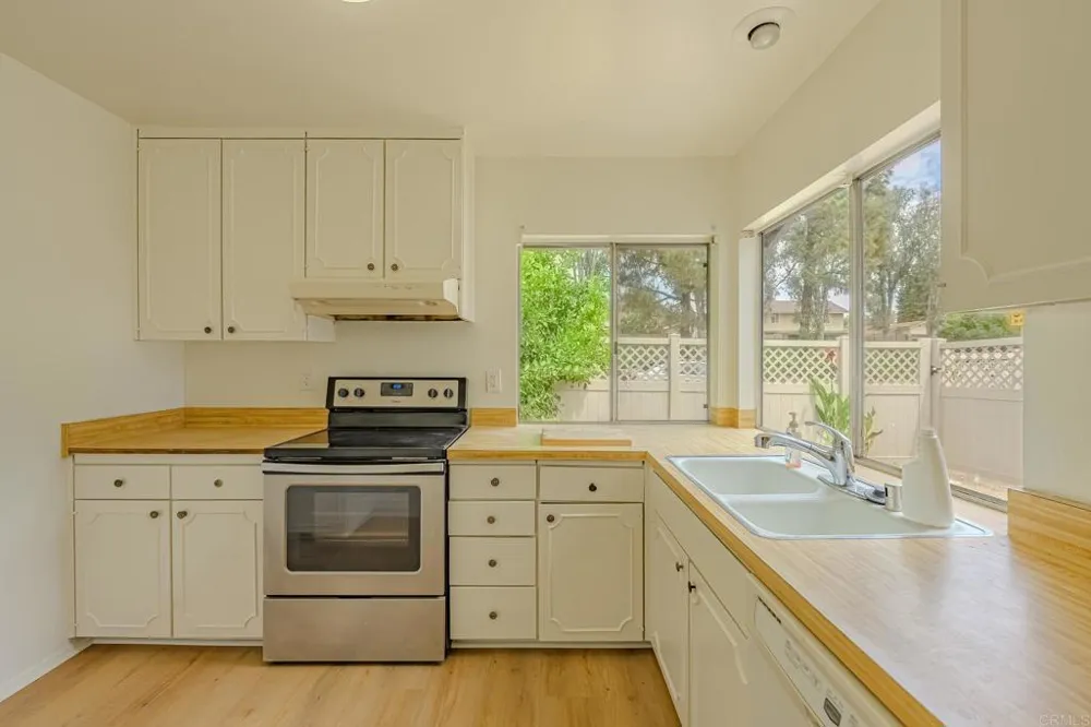 239 Eveningside Escondido, CA 92026