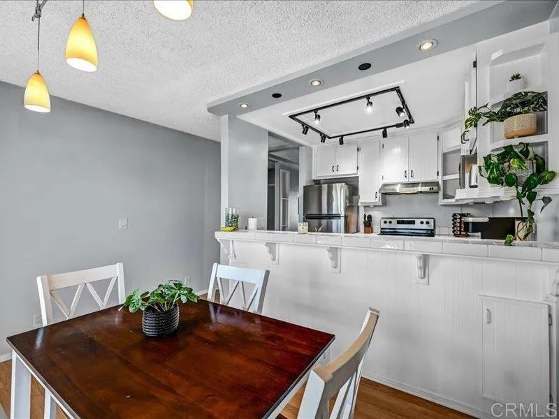 202 Candice Place Vista, CA 92083
