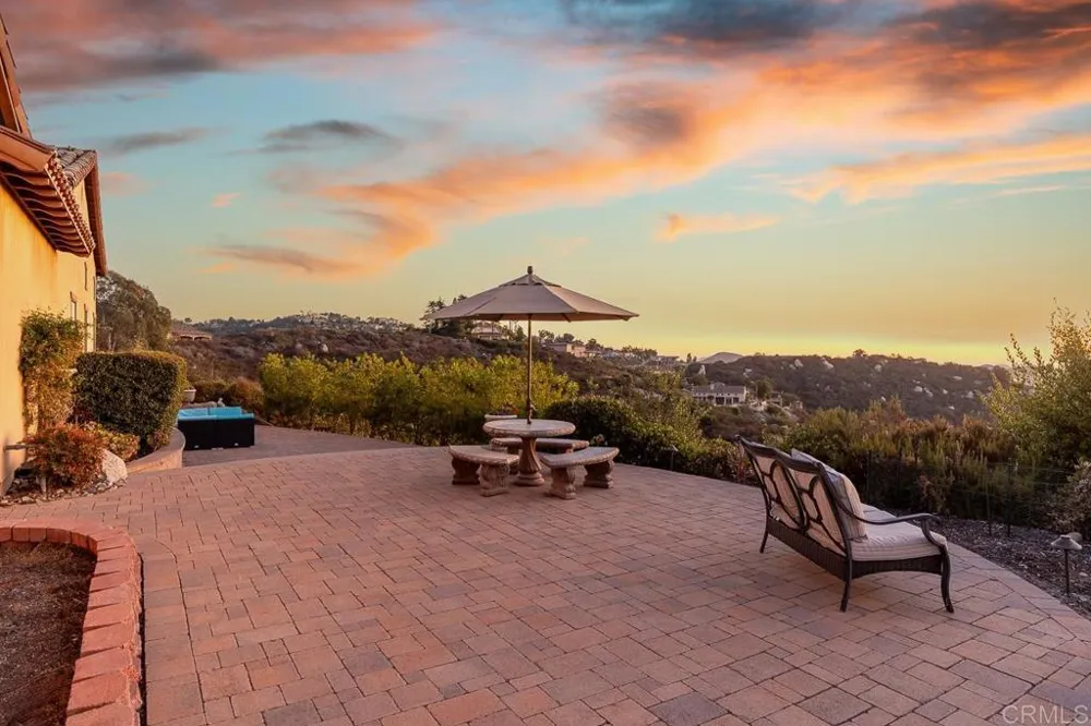 29472 Welk Highland Dr. Escondido, CA 92026