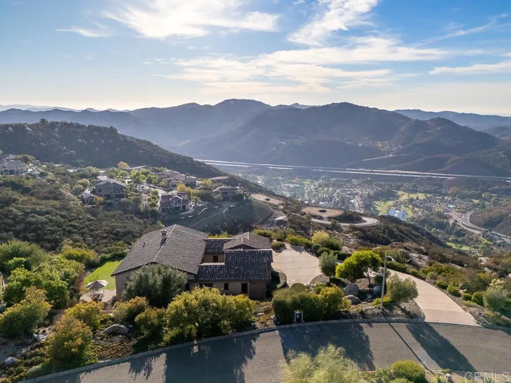 29472 Welk Highland Dr. Escondido, CA 92026