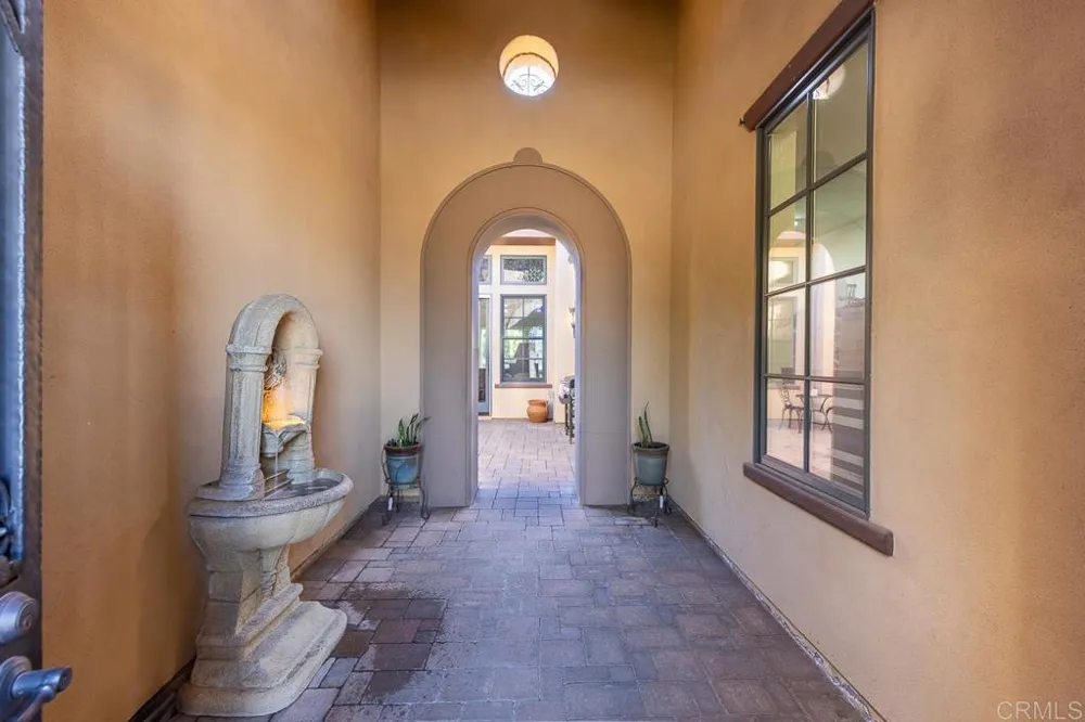 29472 Welk Highland Dr. Escondido, CA 92026