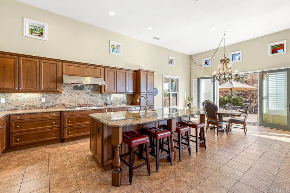 29472 Welk Highland Dr. Escondido, CA 92026