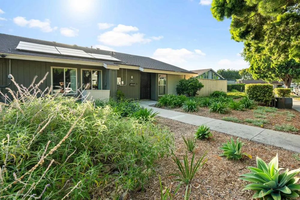 441 Los Arbolitos Oceanside, CA 92058