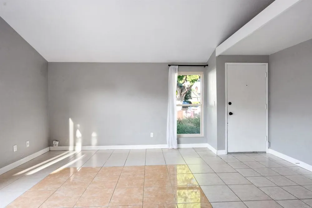 441 Los Arbolitos Oceanside, CA 92058