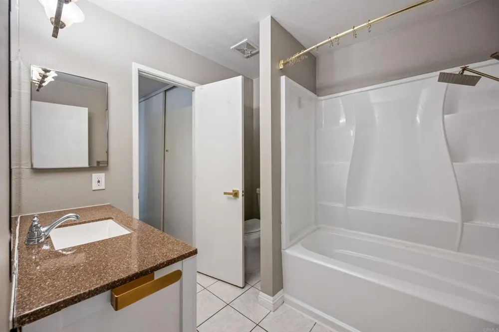 441 Los Arbolitos Oceanside, CA 92058