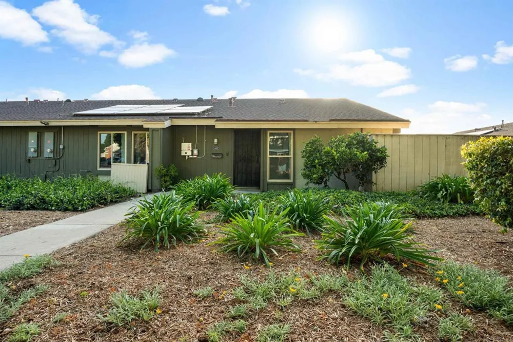 441 Los Arbolitos Oceanside, CA 92058