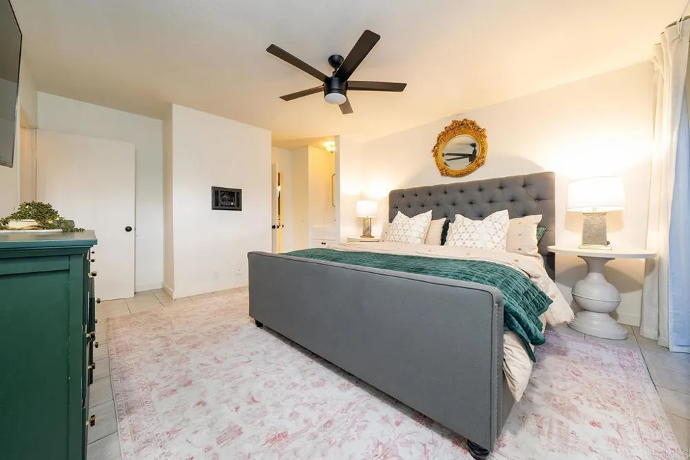 2136 Oceanside Boulevard Oceanside, CA 92054