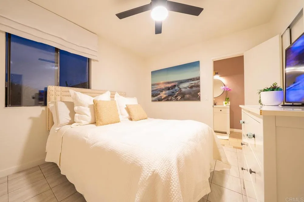 2136 Oceanside Boulevard Oceanside, CA 92054