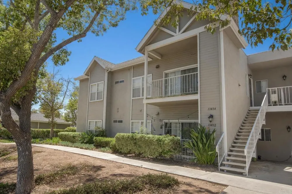 13834 Midland Rd Poway, CA 92064