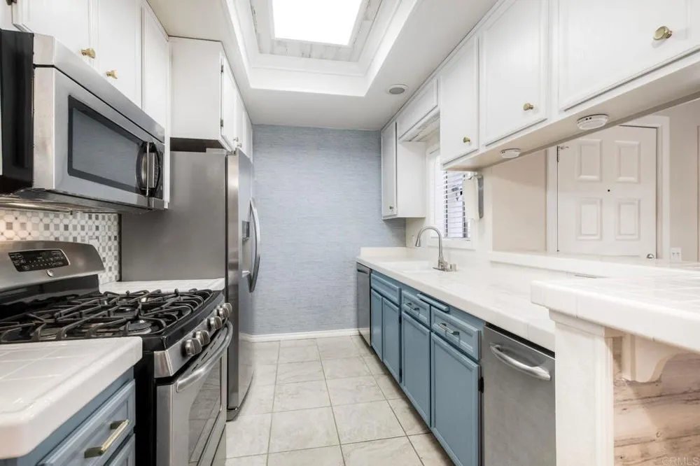 13834 Midland Rd Poway, CA 92064