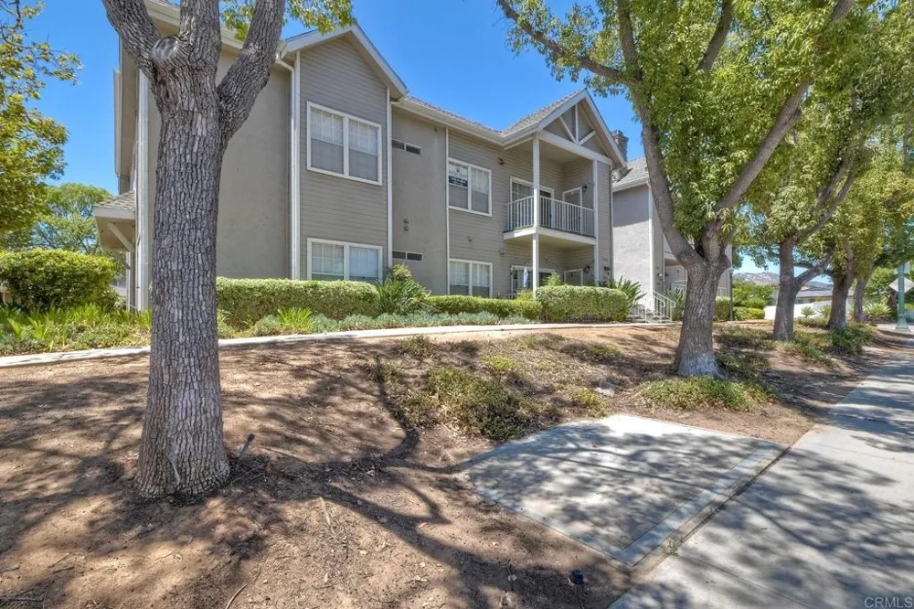 13834 Midland Rd Poway, CA 92064