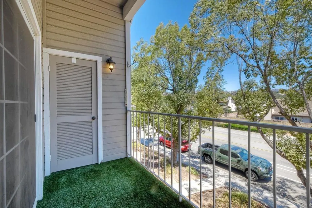 13834 Midland Rd Poway, CA 92064