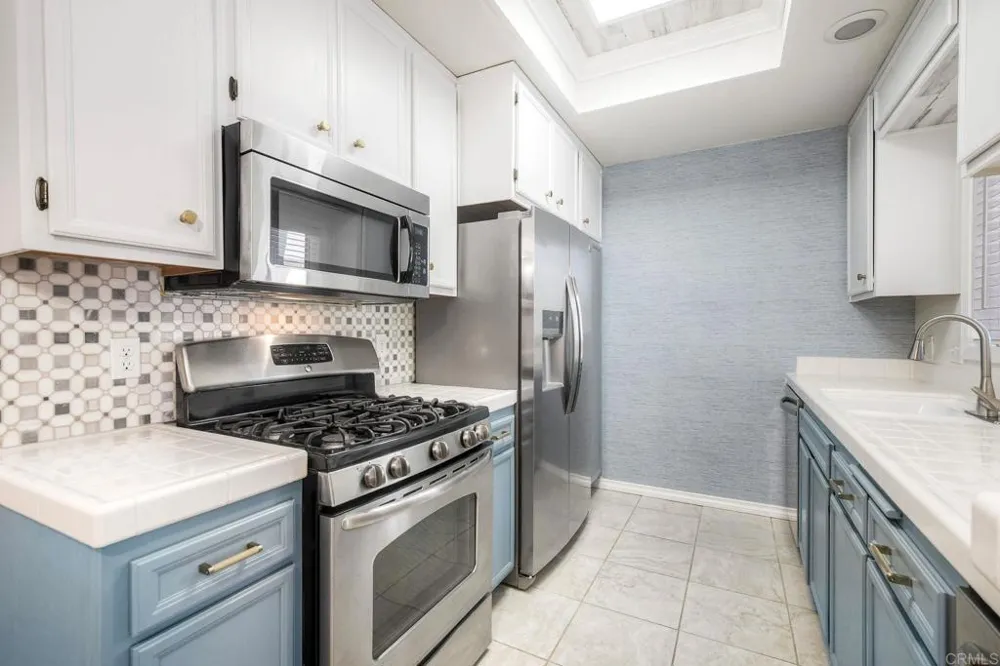 13834 Midland Rd Poway, CA 92064
