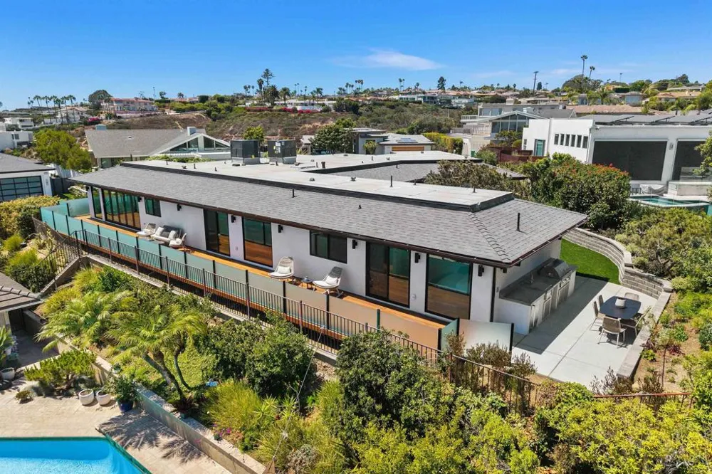 1553 Copa De Oro Drive La Jolla, CA 92037