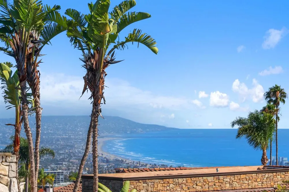 1553 Copa De Oro Drive La Jolla, CA 92037