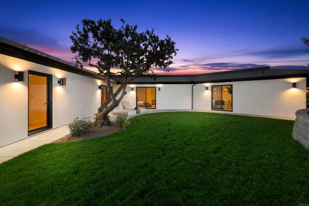 1553 Copa De Oro Drive La Jolla, CA 92037