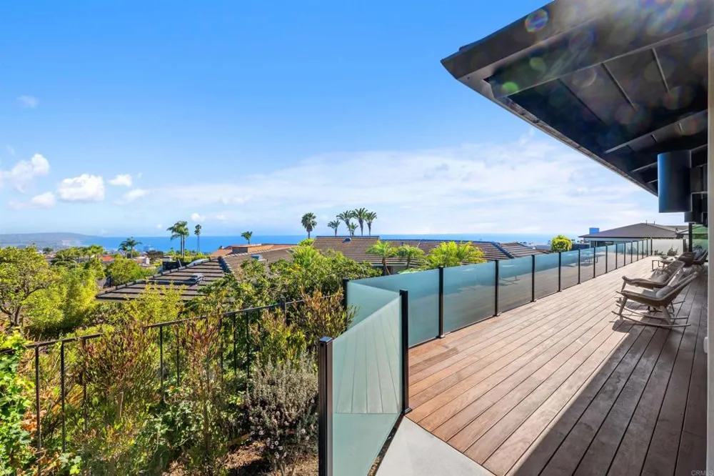 1553 Copa De Oro Drive La Jolla, CA 92037