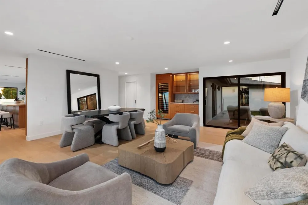 1553 Copa De Oro Drive La Jolla, CA 92037