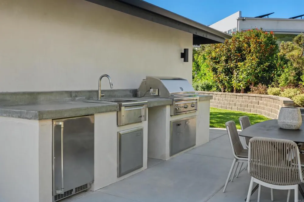 1553 Copa De Oro Drive La Jolla, CA 92037