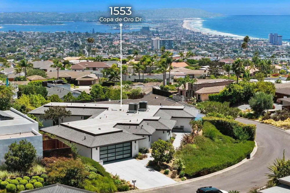 1553 Copa De Oro Drive La Jolla, CA 92037
