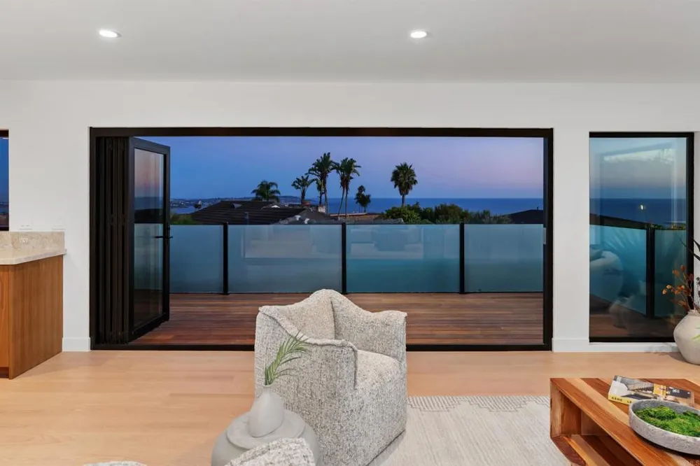 1553 Copa De Oro Drive La Jolla, CA 92037