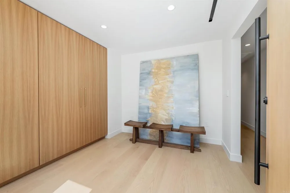 1553 Copa De Oro Drive La Jolla, CA 92037