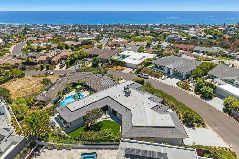 1553 Copa De Oro Drive La Jolla, CA 92037