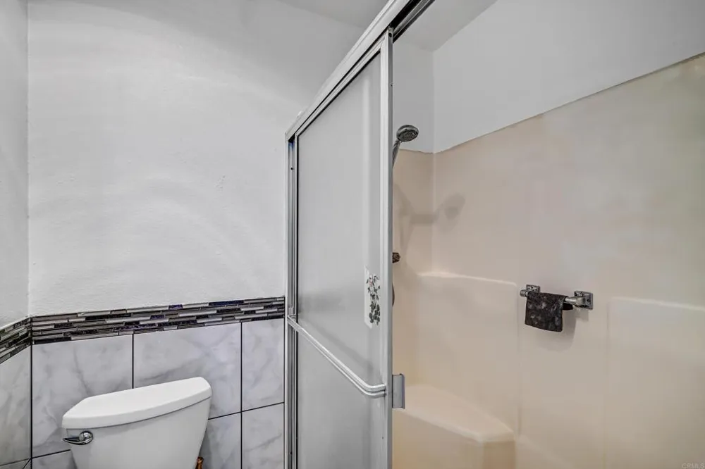 9378 Twin Mountain Circle San Diego, CA 92126
