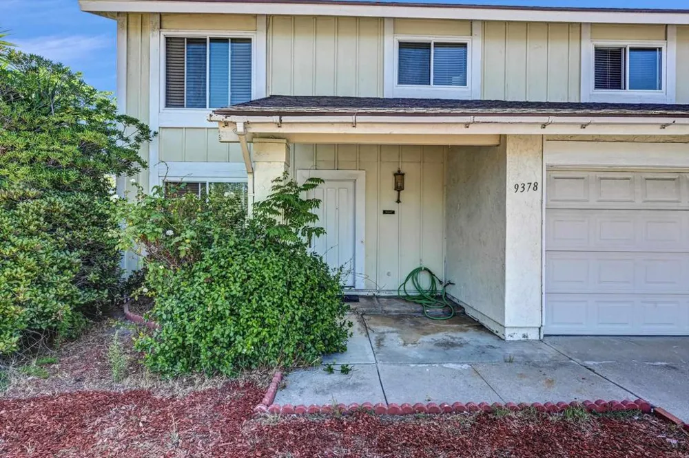 9378 Twin Mountain Circle San Diego, CA 92126