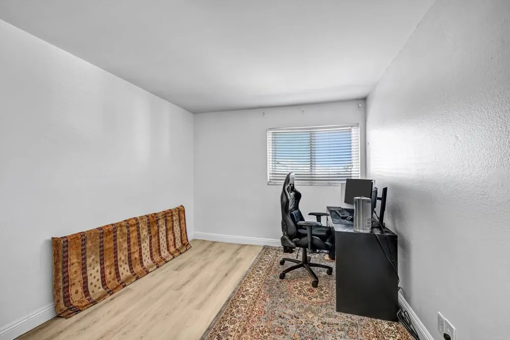 9378 Twin Mountain Circle San Diego, CA 92126