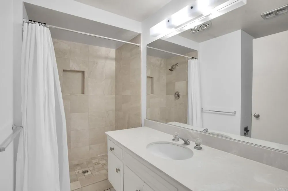 959 La Tierra Drive San Marcos, CA 92078