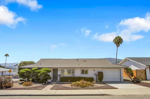 959 La Tierra Drive