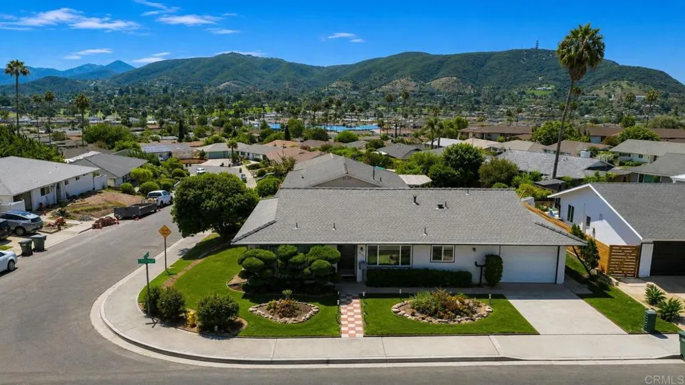 959 La Tierra Drive San Marcos, CA 92078