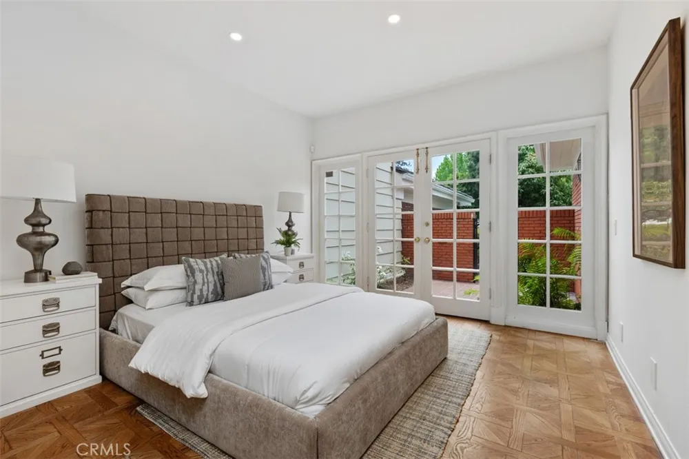 2 Belcourt Newport Beach, CA 92660