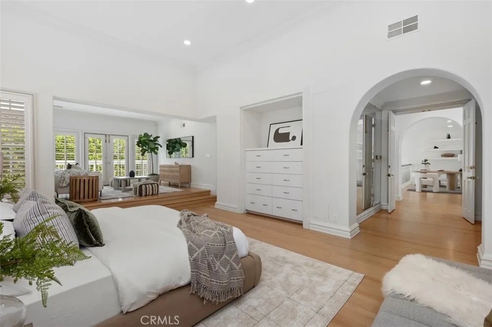 2 Belcourt Newport Beach, CA 92660
