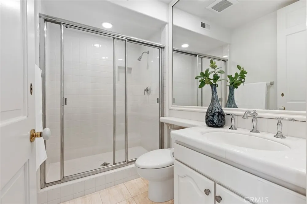 2 Belcourt Newport Beach, CA 92660