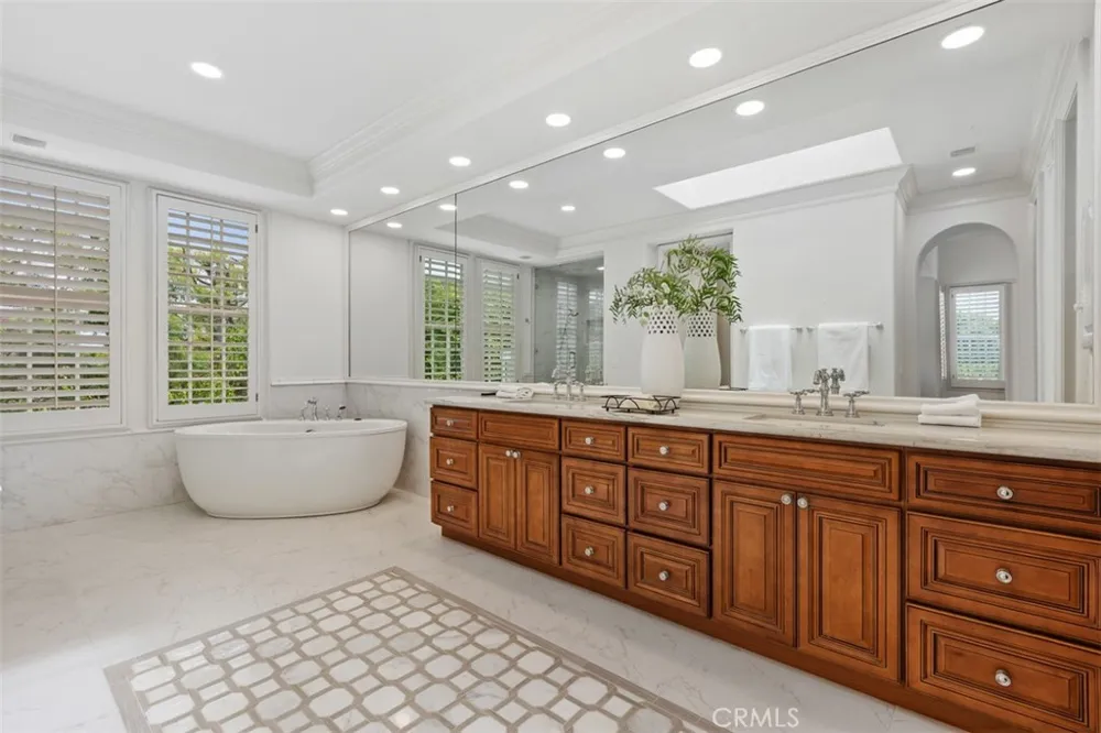 2 Belcourt Newport Beach, CA 92660