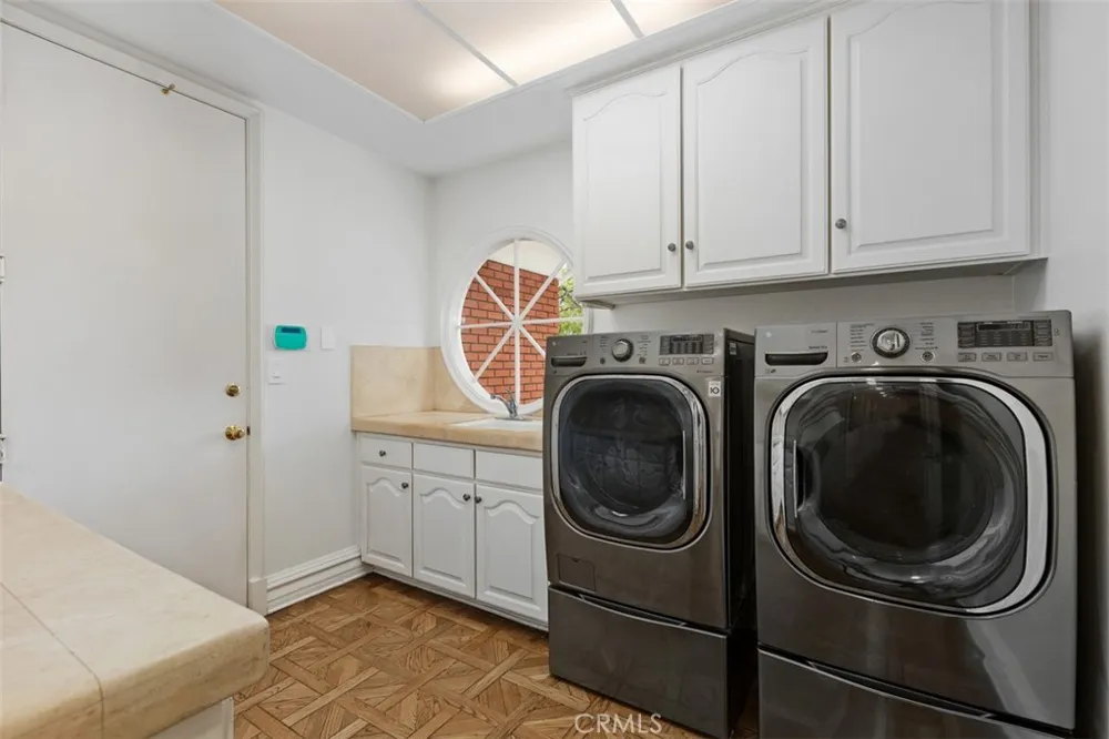 2 Belcourt Newport Beach, CA 92660