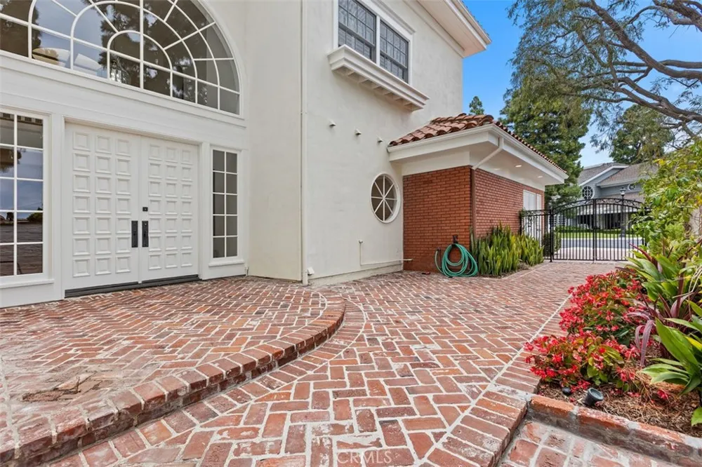 2 Belcourt Newport Beach, CA 92660